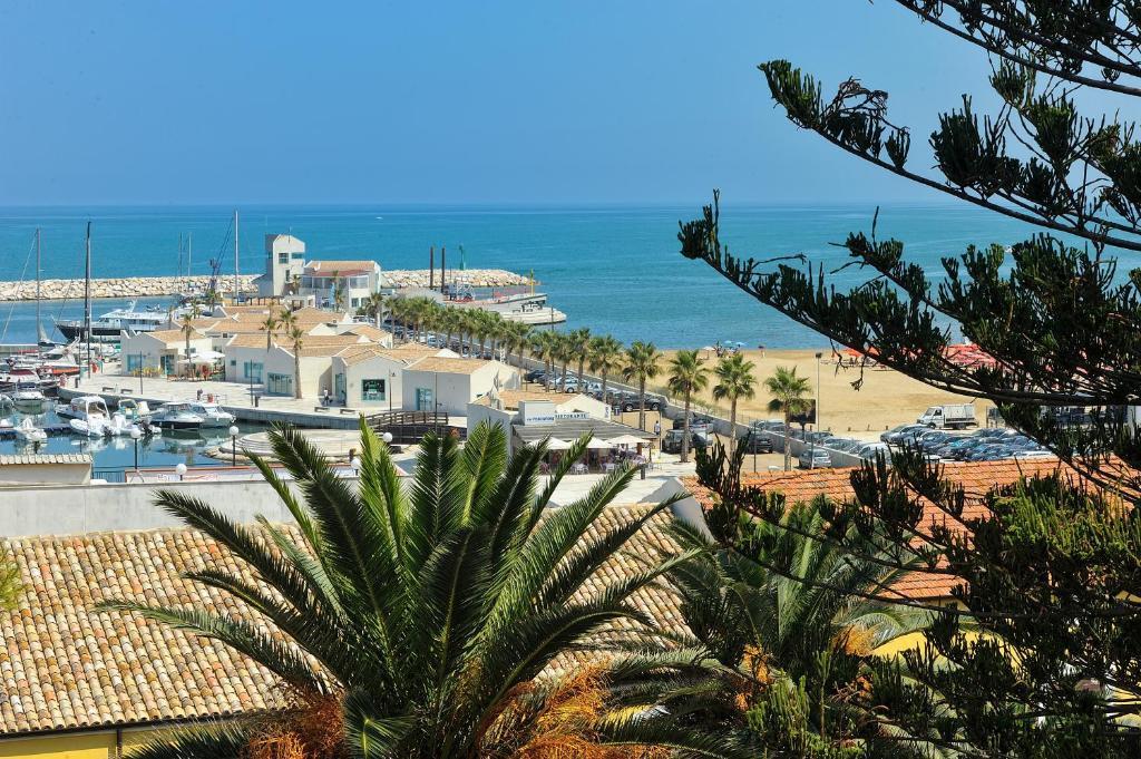 Hotel Miramare Rodi Garganico Exterior photo